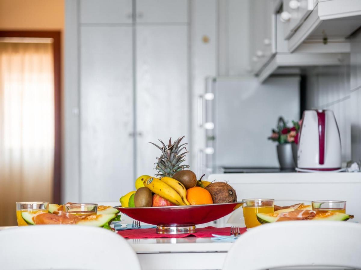 Ferienwohnung 1 1 Beautiful Seafront With Balcony And Wifi Los Cristianos  Exterior foto