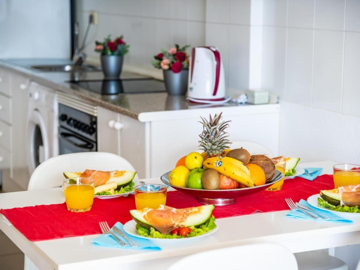 Ferienwohnung 1 1 Beautiful Seafront With Balcony And Wifi Los Cristianos  Exterior foto