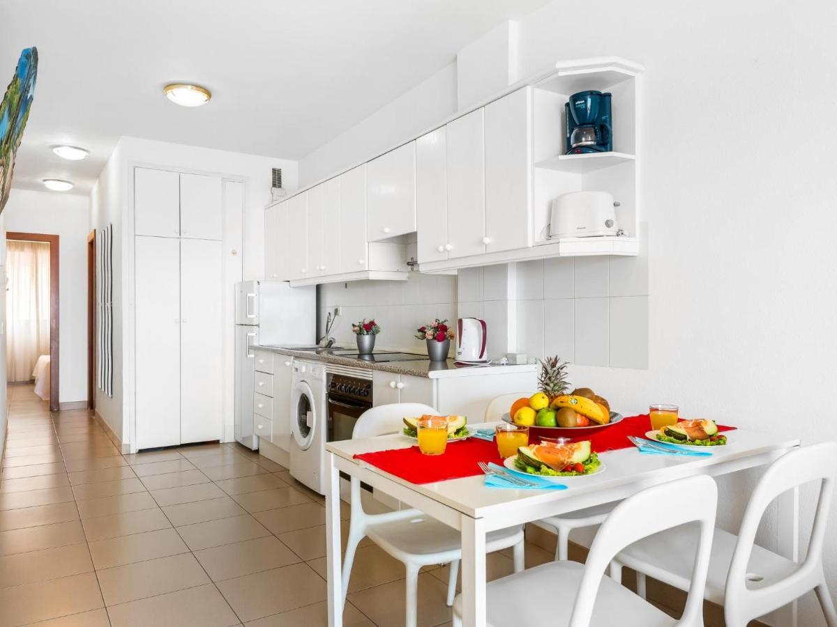 Ferienwohnung 1 1 Beautiful Seafront With Balcony And Wifi Los Cristianos  Exterior foto