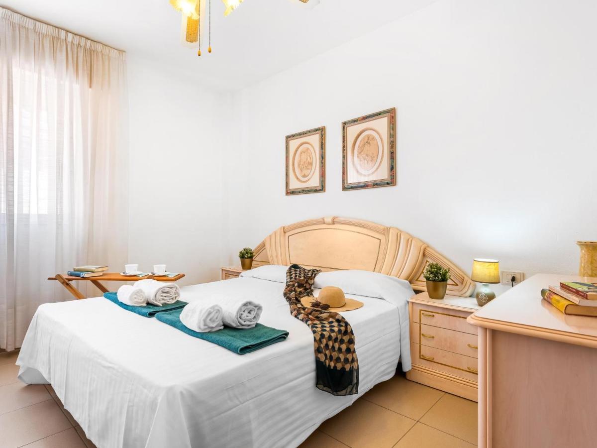 Ferienwohnung 1 1 Beautiful Seafront With Balcony And Wifi Los Cristianos  Exterior foto